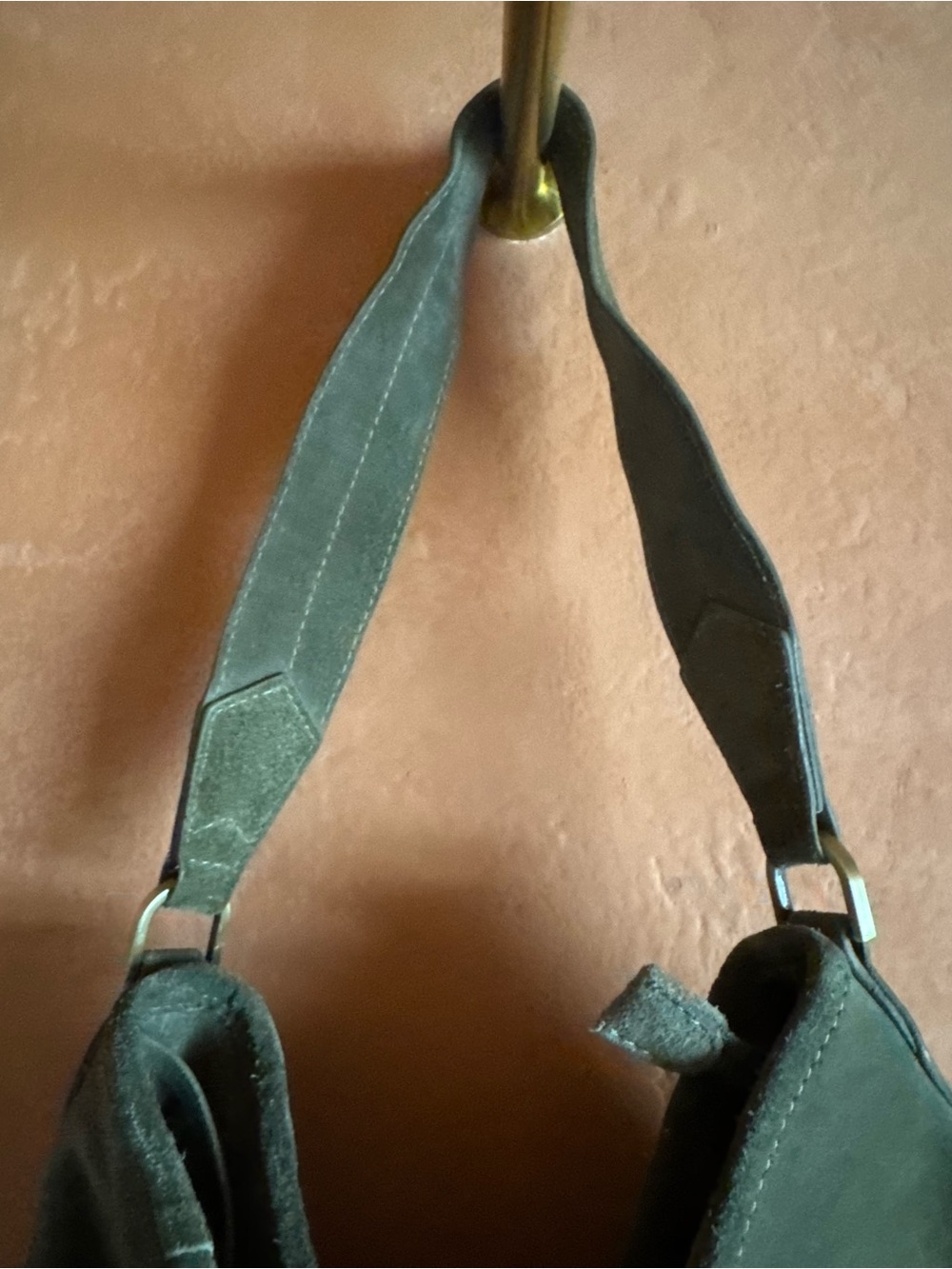 Green Genuine Suede Leather Slouchy Hobo Shoulder Bag Zip Detail - Picture 3 of 10